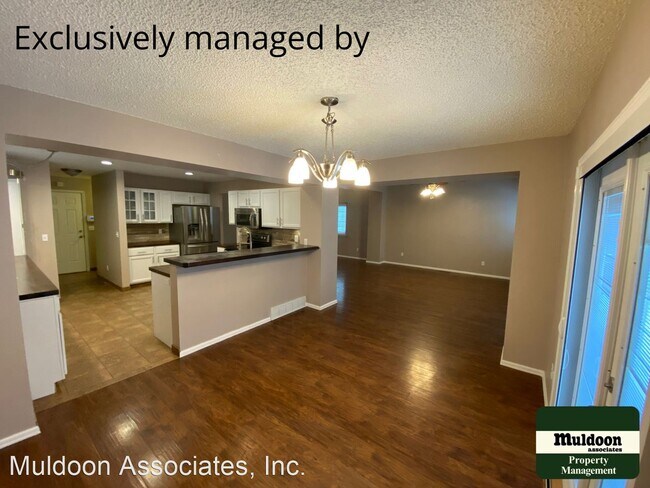 Foto del edificio - 4 br, 3.5 bath House - 5961 Desoto Dr