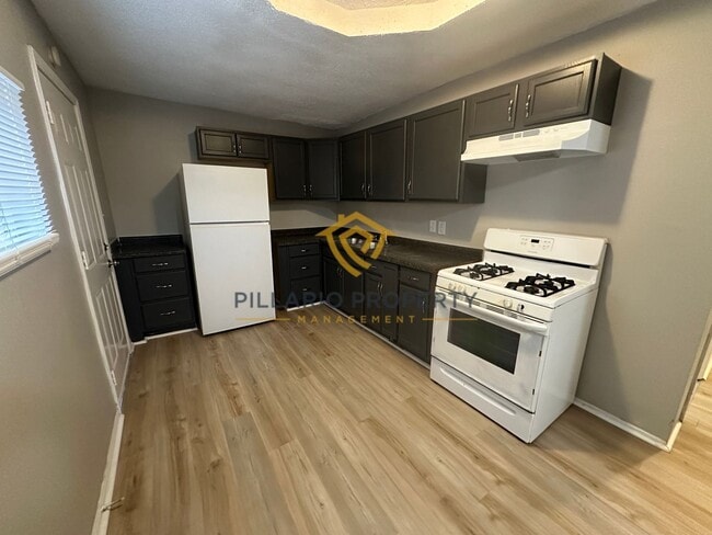 Photo - $500 OFF MOVE IN COSTS! MUST SEE UNITS! Close to Bethel Park, Updated 3 Bedroom/1 Bathroom with D... House