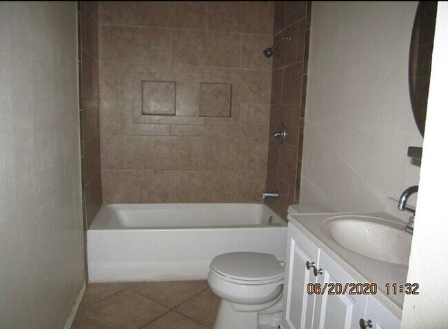 hall bathroom - 207 Ashby