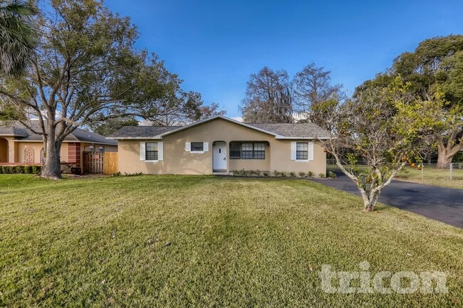 Building Photo - 12449 Blue Heron Way