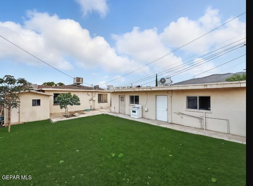 Foto principal - 3425 Savannah Ave