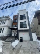 Building Photo - 116 Brookdale Ave