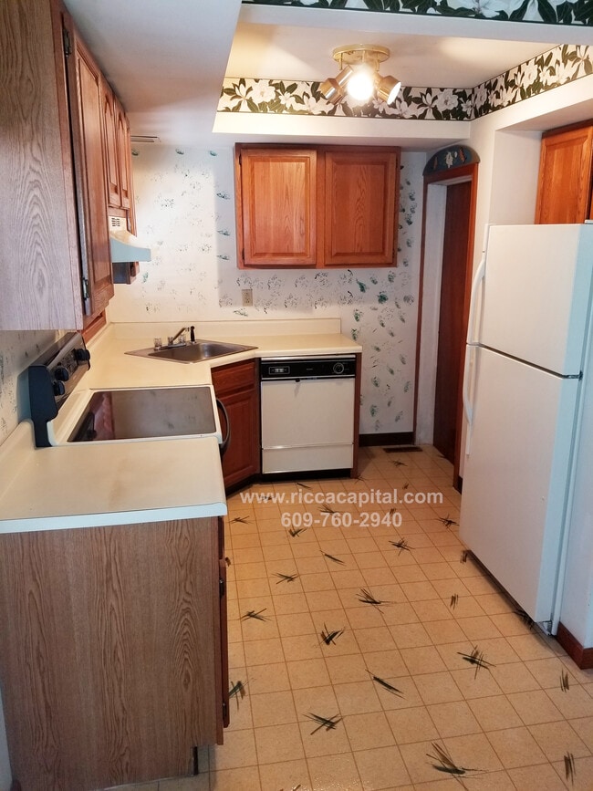 Building Photo - 507 Wilbur Ave