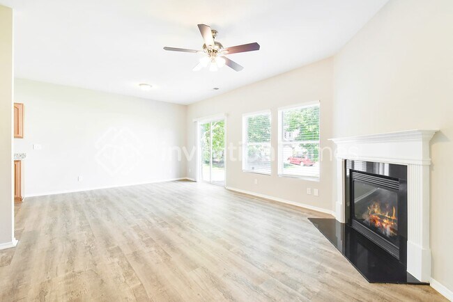 Building Photo - 2528 Buckleigh Dr