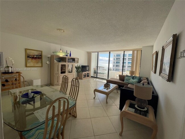 Foto del edificio - 3505 S Ocean Dr