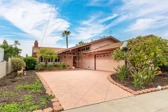 Building Photo - 6232 Merced Lake Ave