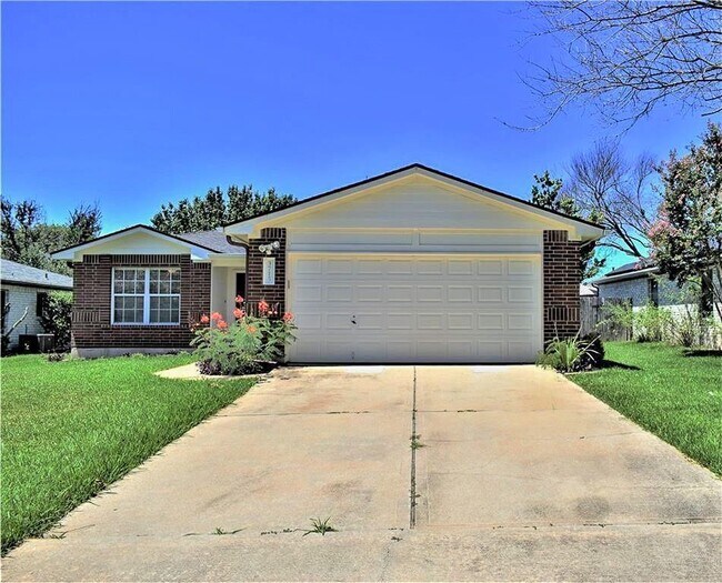 Building Photo - 3715 Julianas Way