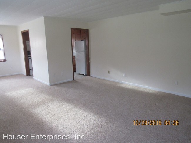 Building Photo - 404 Foster Rd