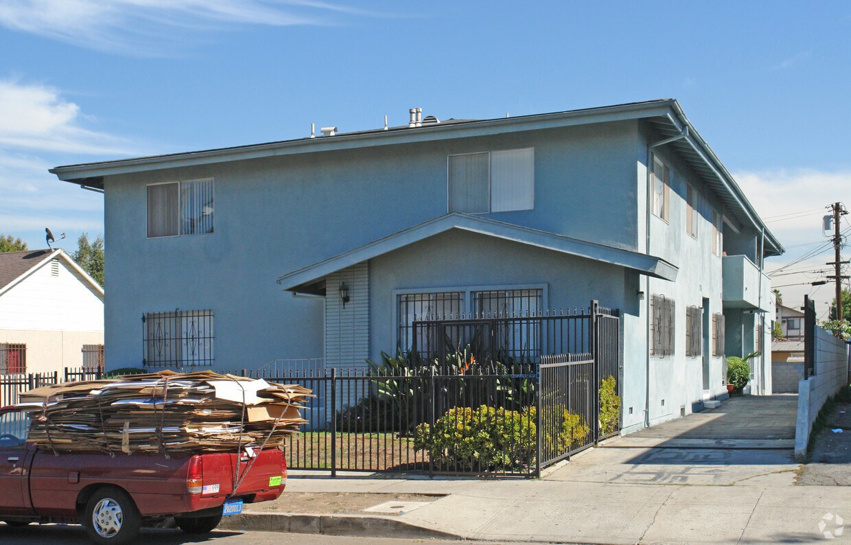 2646 Corning St, Los Angeles, CA 90034 Apartments in Los Angeles, CA