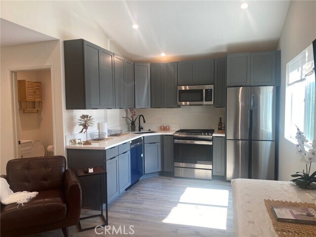 Foto del edificio - 1338 N Park Ave