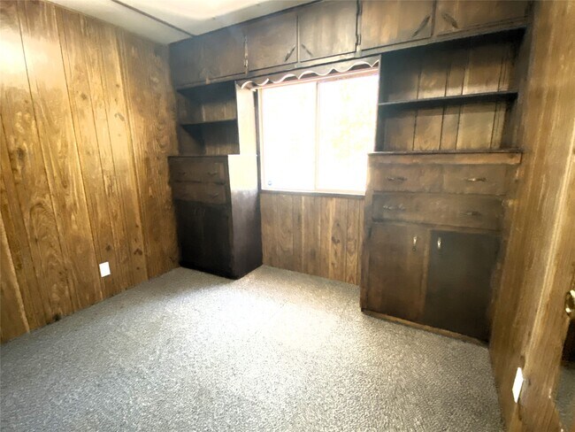 Foto del edificio - 14662 Brooks Rd