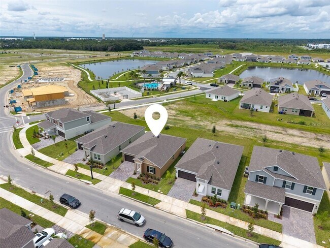 Foto del edificio - 4694 Golden Knight Blvd