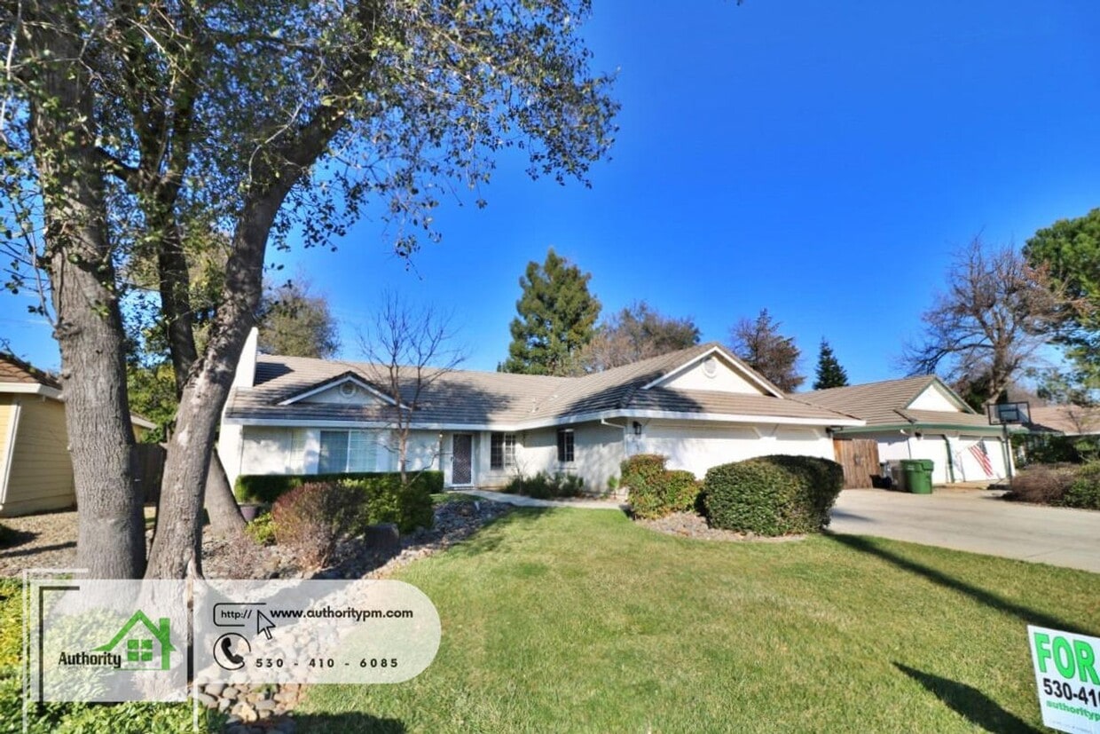 Primary Photo - 2378 Castlewood Dr