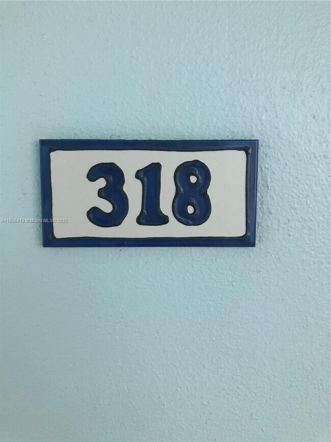 Foto del edificio - 2539 Bayshore Dr