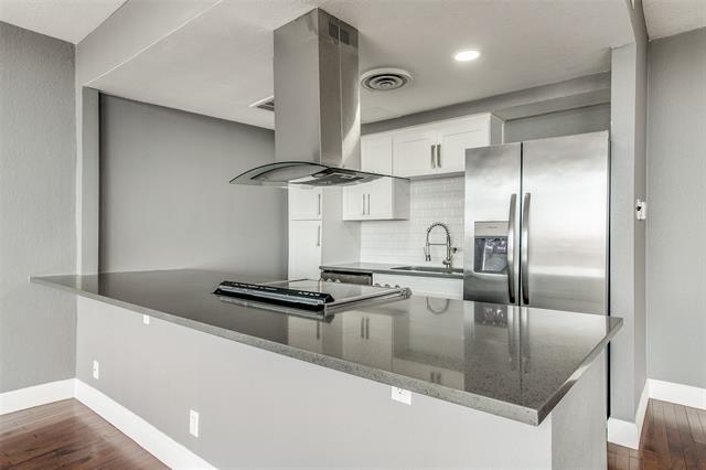 Foto del edificio - 6211 W Northwest Hwy