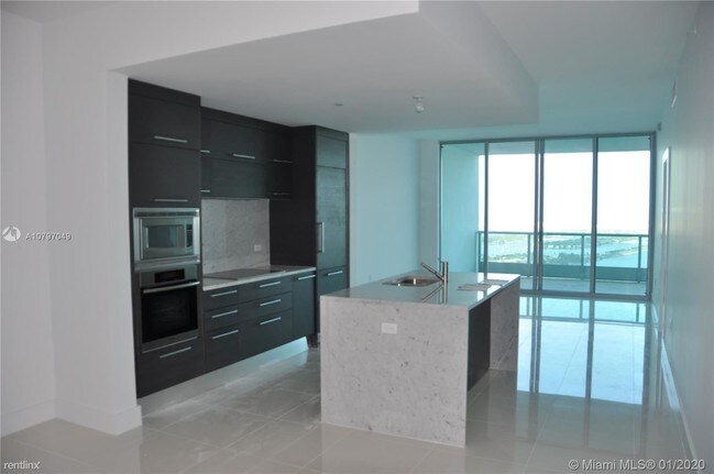 Building Photo - 1 br, 1.5 bath  - 900 Biscayne Bay Condo
