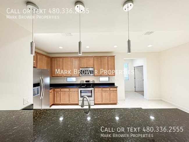 Foto del edificio - 27283 N 75th Dr