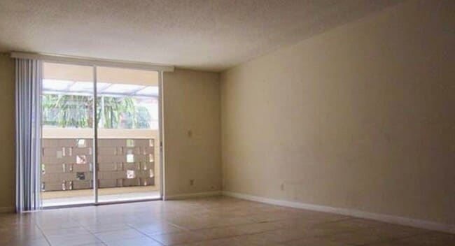 Building Photo - 406 NW 68th Ave