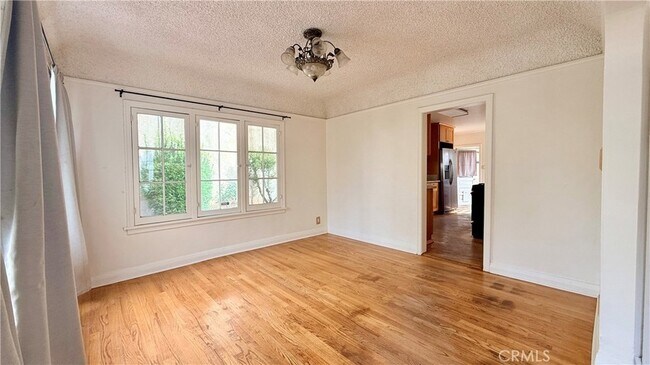 Foto del edificio - 2056 Meridian Ave