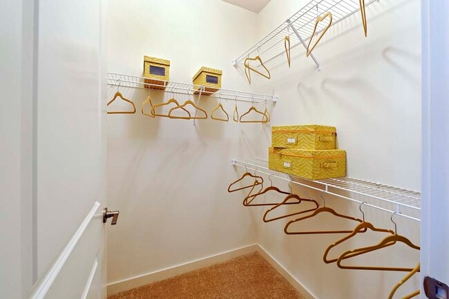 Building Photo - INSPO