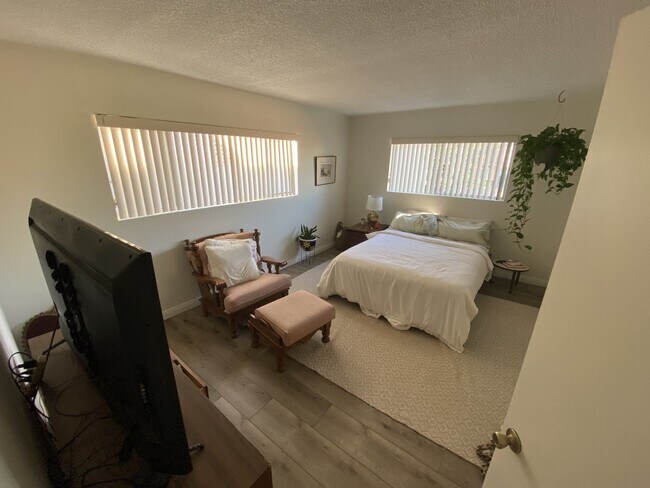 Foto del edificio - 1426 Princeton St