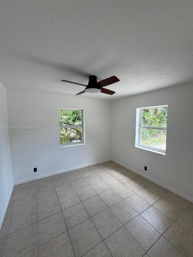 Foto del edificio - 1521 NW 5th Ave