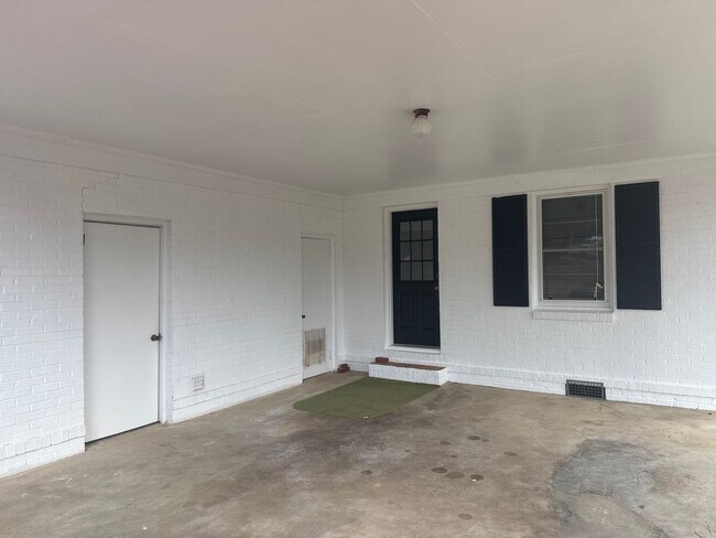 Foto del edificio - Spacious ranch style home close to Augusta National Golf Course