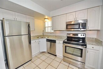 Building Photo - 4033 Gilbert Ave