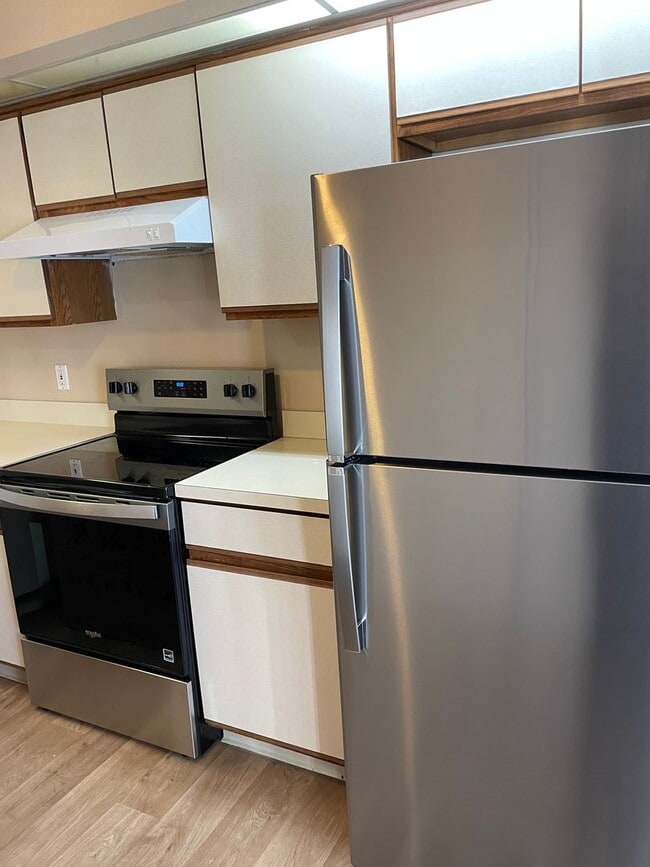 Photo - 1 story 3/2 in Meadow Woods with full sized washer and dryer included House