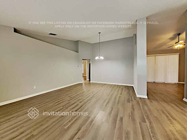 Foto del edificio - 10600 Sandridge Ct