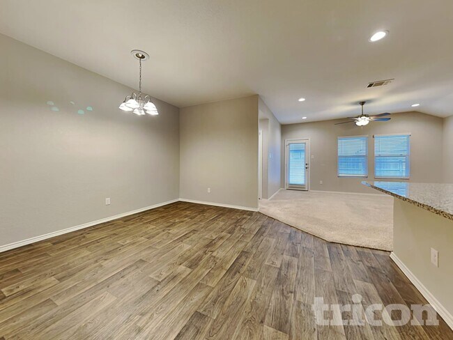Foto del edificio - 1016 Adler Way