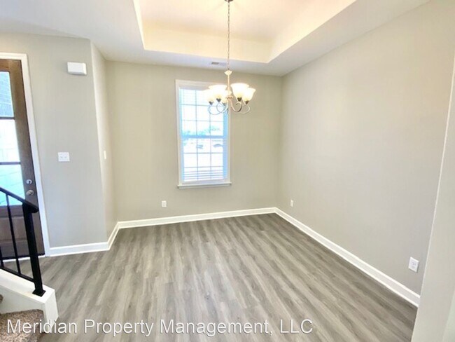 Building Photo - 4 br, 2.5 bath House - 5528 Tucker Landing