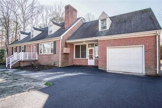 Building Photo - 108 Cooley Rd