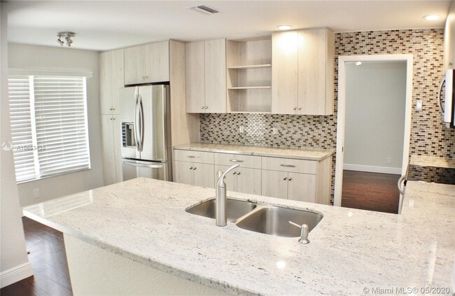 Building Photo - 2895 NW 69th Terrace
