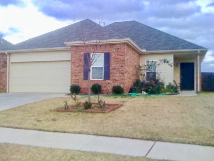 Primary Photo - 7112 Eagles Landing