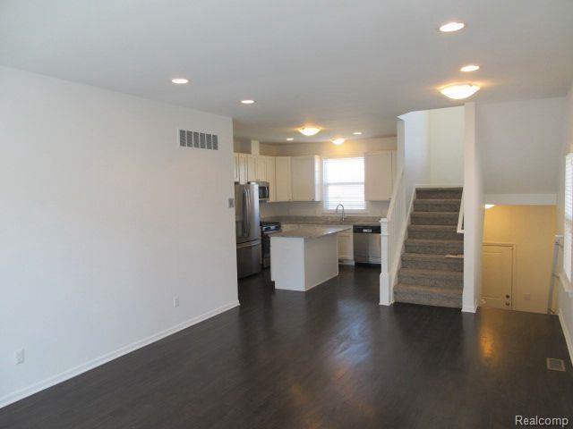 Building Photo - 3143 Chambers W