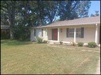 Primary Photo - 318 Indianhead Dr