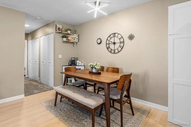 Building Photo - 10429 Caminito Rimini