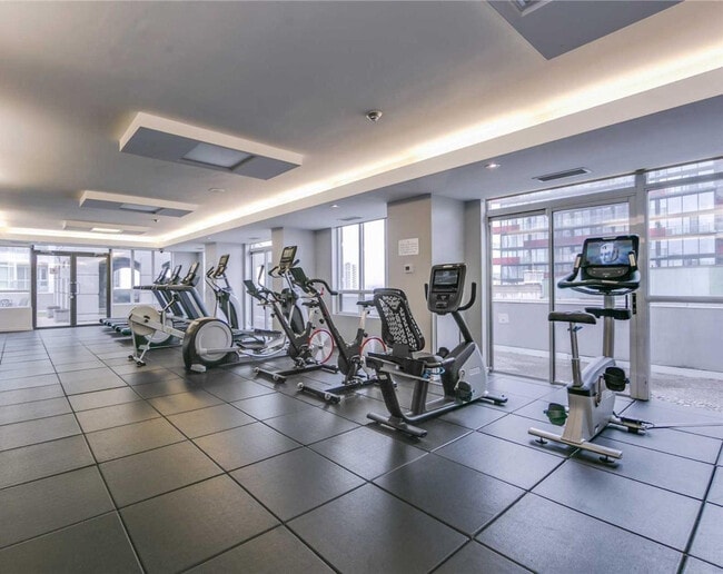 Photo du bâtiment - 136 Simcoe St