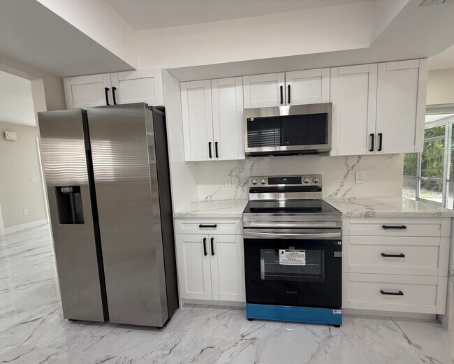 Foto del edificio - 9004 SW 6th St
