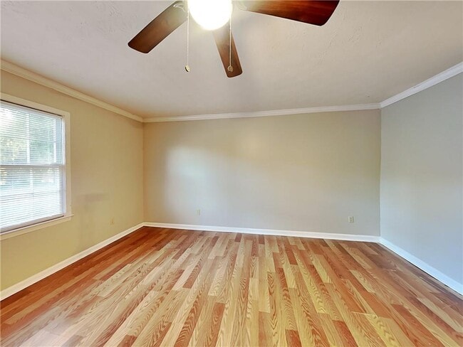 Foto del edificio - 2140 Kings Gate Cir SW