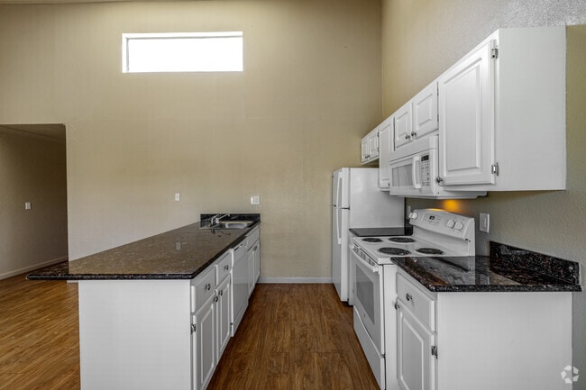 Kitchen - ASHLEY PARK APARTMENTS