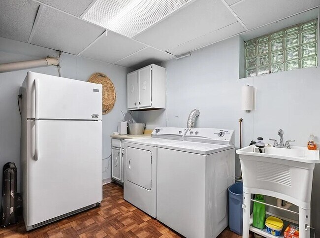 Foto del edificio - 842 Towercrest Dr
