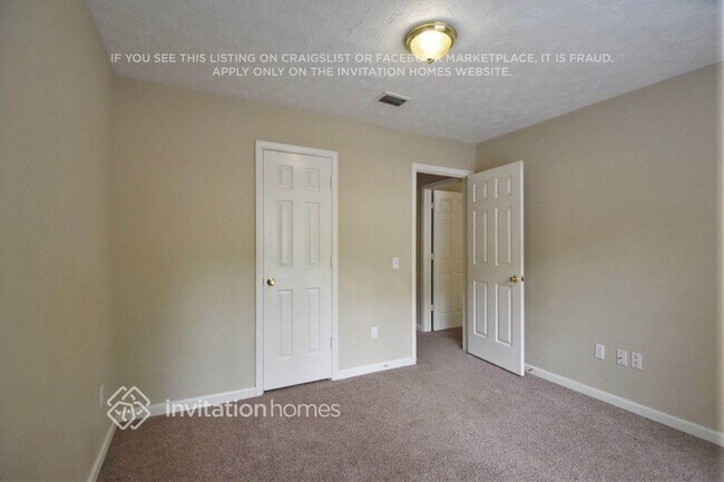 Foto del edificio - 2111 Bankston Cir