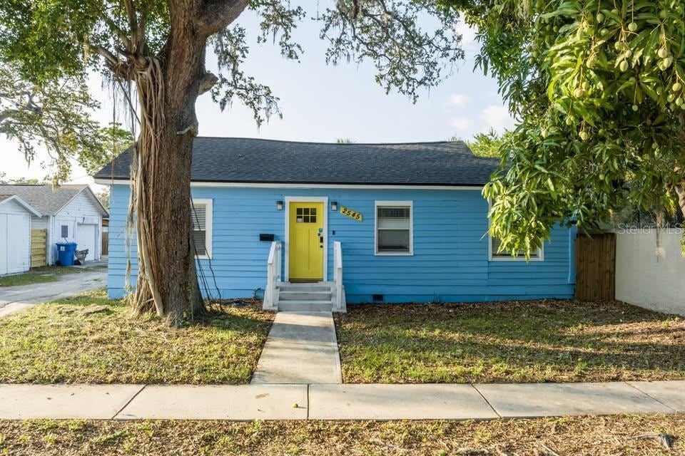 Foto principal - 2545 Emerson Ave S