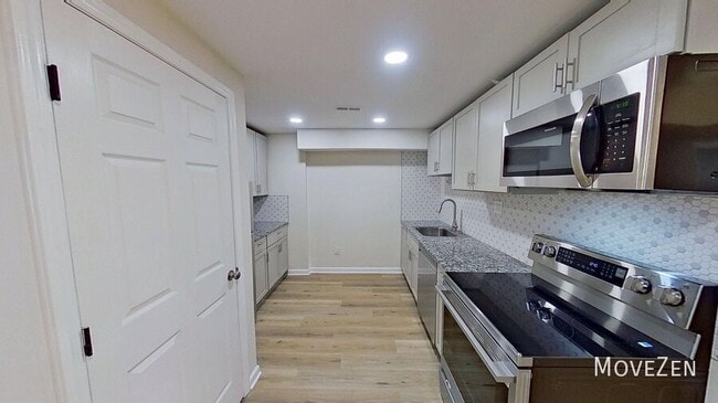 Photo - 7 Ratcale Ln House