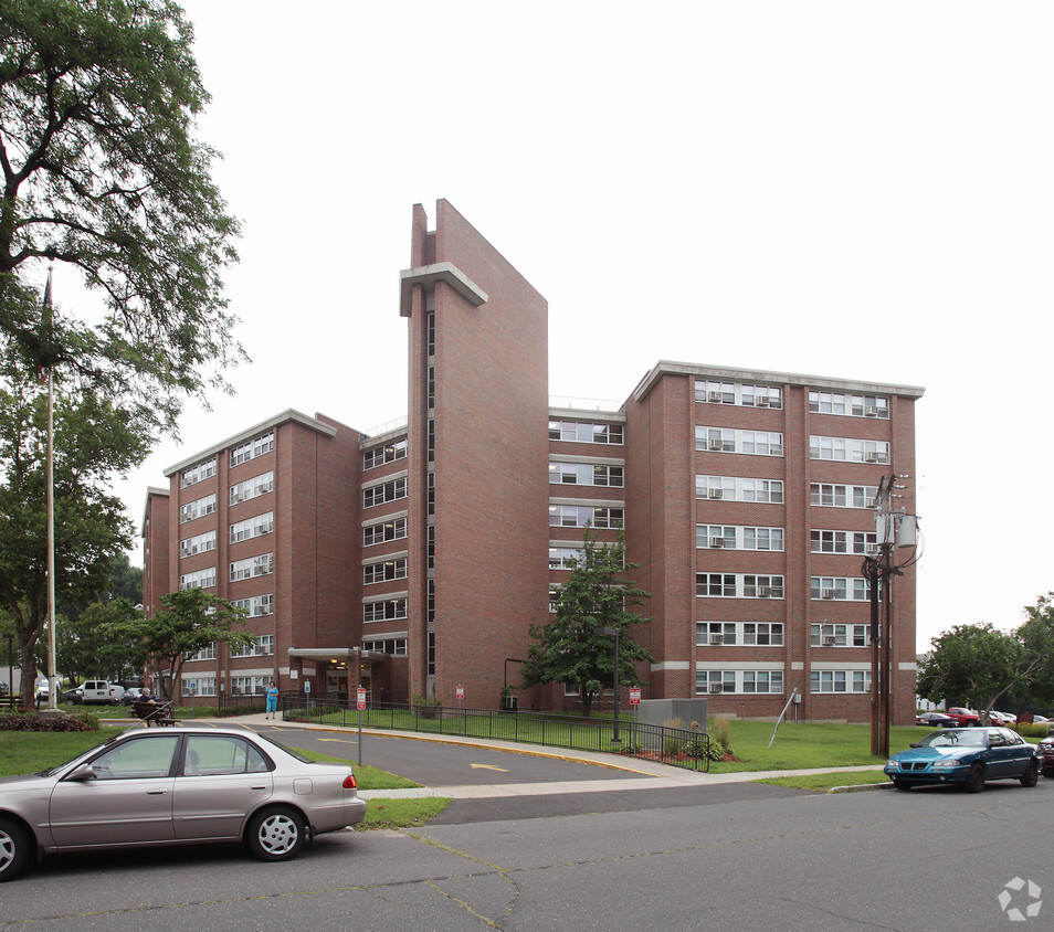 Primary Photo - John F Kennedy Apartments