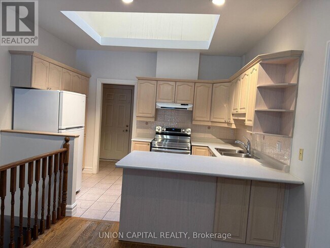 Building Photo - 9 BUNHILLL COURT