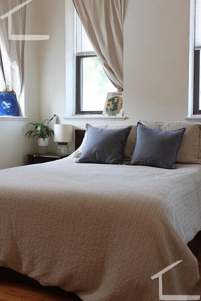 Foto del edificio - 1666 Commonwealth