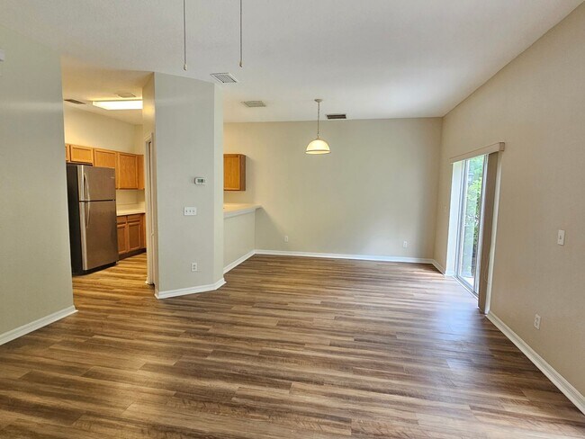 Foto del edificio - Charming 3 Bedroom townhome in gated community of Live Oak